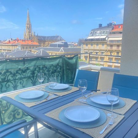 Apartament Mikain Terrace Cathedral View With Free Parking & Air Cond San Sebastián Zewnętrze zdjęcie